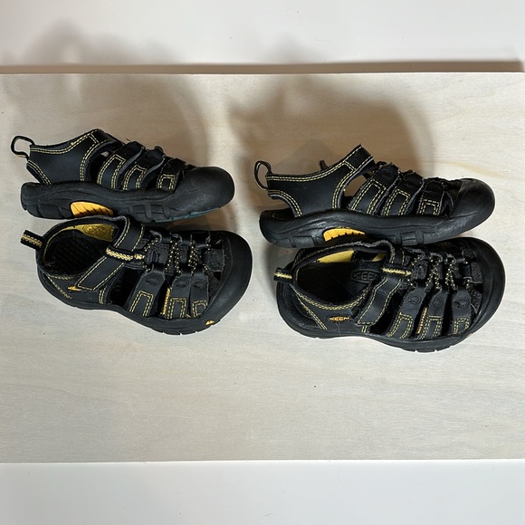 Keen Sandals Kids - Picture 3 of 3